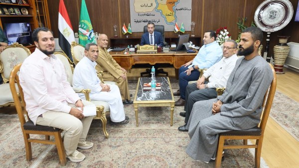 مساعدات مالية ودعم ذوي الهمم .. محافظ المنوفية يحفر اسمه في قلوب المنايفة