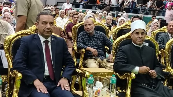 تكريم أوائل الشهادة الإعدادية الأزهرية والعامة بالمنوفية