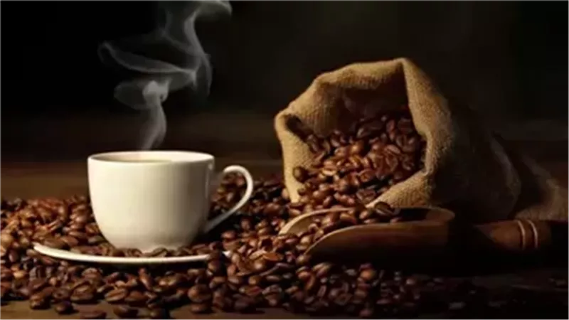 استشارية تغذية تحذر من تداعيات صحية كارثية للقهوة المغشوشة