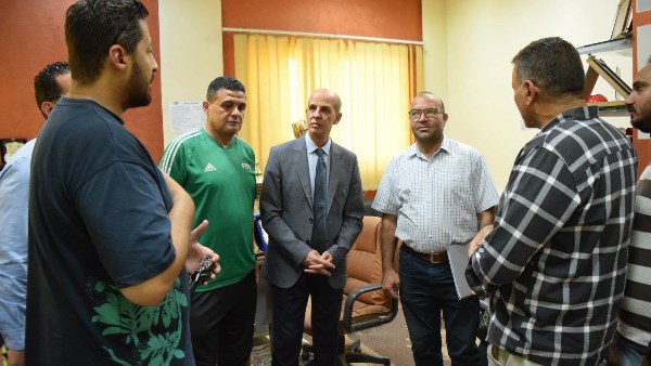 رئيس جامعة بني سويف يتفقد مبنى إدارة رعاية الشباب لمتابعة أعمال التطوير