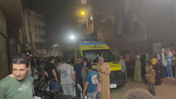 خلال تطهيرها.. مصرع عامل وإصابة آخر سقطا داخل بالوعة صرف صحي في المنيا
