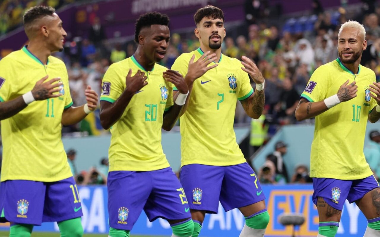 نهاية حقبة نجوم البرازيل الكبار .. أنشيلوتي يستعد لثورة جديدة في منتخب السامبا