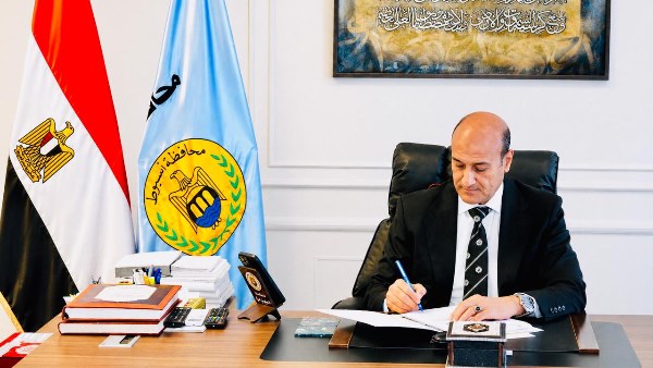 محافظ أسيوط يعتمد الخطة السكانية للعام 2026-2027 لتعزيز التنمية وتحسين الخصائص السكانية