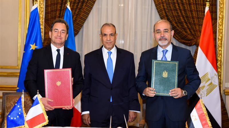 وزير الخارجية يشهد مراسم توقيع إعلان النوايا للتعاون بمجال الهجرة بين مصر وفرنسا (صور)