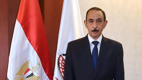 قرار إنساني.. محافظ سوهاج يعدل مواعيد ورديات عمال النظافة لارتفاع الحرارة