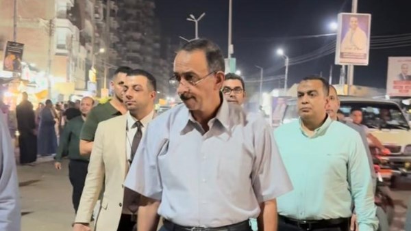 محافظ سوهاج يوجه بتكثيف حملات النظافة ورفع الاشغالات بمختلف شوارع وميادين المحافظة