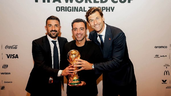 قبل نهائي المونديال.. أبطال إسبانيا في 2010 يجتمعون مع كأس العالم