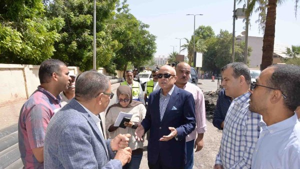 محافظ الأقصر يتفقد مشروعات تطوير البنية التحتية
