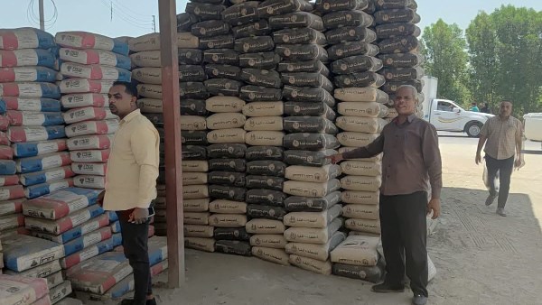 ضبط 400 كجم بويات مجهولة المصدر داخل محل غير مرخص غرب الأقصر