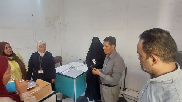 وكيل صحة الأقصر يتفقد وحدتي حاجرى المريس والضبعية لمتابعة انتظام العمل والارتقاء بجودة الخدمات الصحية