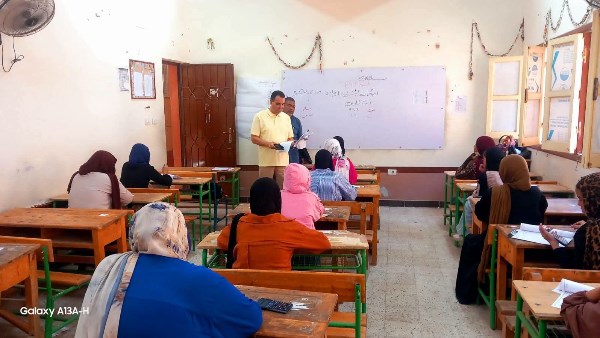 إسدال الستار على امتحانات “الدور الثاني” للشهادة الإعدادية بأسوان..صور