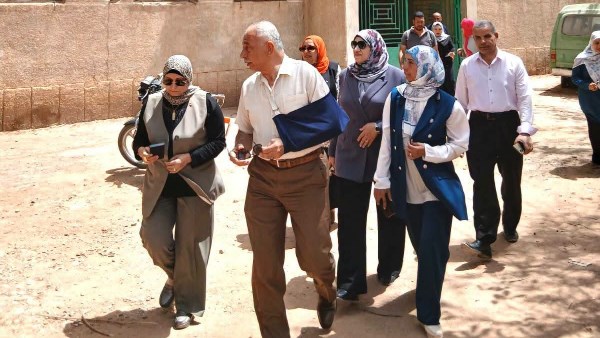 نقيب عام التمريض تتفقد عددا من المواقع المقترحة لإنشاء مدرستي تمريض بالخارجة والداخلة