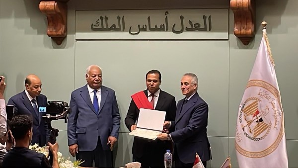 وزير العدل يكرم 90 من القضاة المتميزين بالإسكندرية