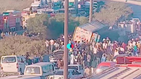 ارتفاع ضحايا حادث تريلا الإسكندرية إلى 4 وفيات بعد وفاة السائق وتباعه