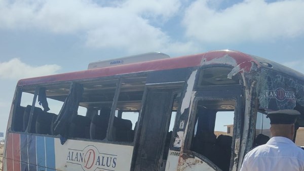 بالأسماء.. ننشر أسماء ضحايا حادث انقلاب أتوبيس رحلات بطريق الإسكندرية مطروح