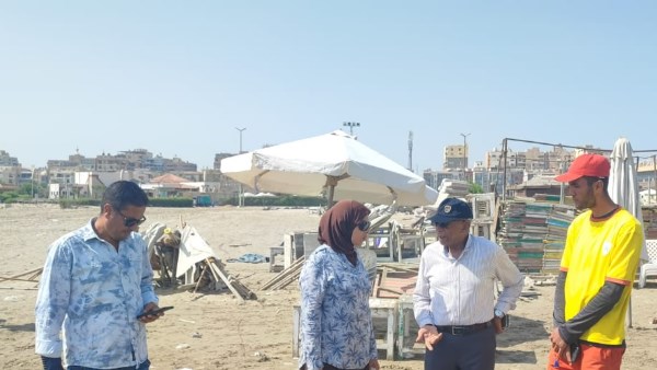 عقب تسجيل حالتي غرق أمس.. سكرتير عام بورسعيد يتابع جهود تأمين الشواطئ