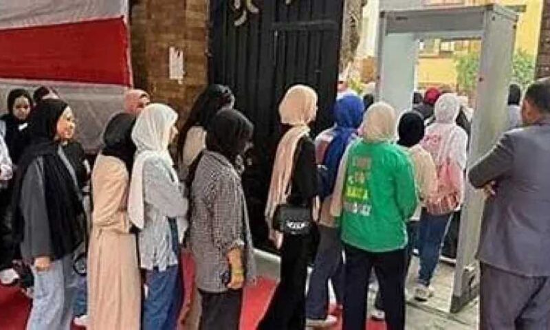 لجان الثانوية العامة تستقبل الطلاب لأداء امتحاني الكيمياء والجغرافيا