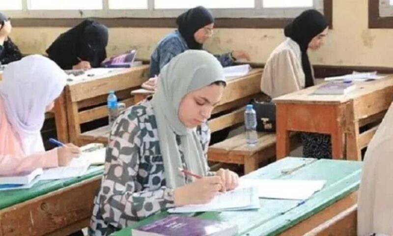 عقوبة الغش وتسريب الامتحانات في الثانوية العامة.. الحبس 7 سنوات وغرامة 200 ألف جنيه