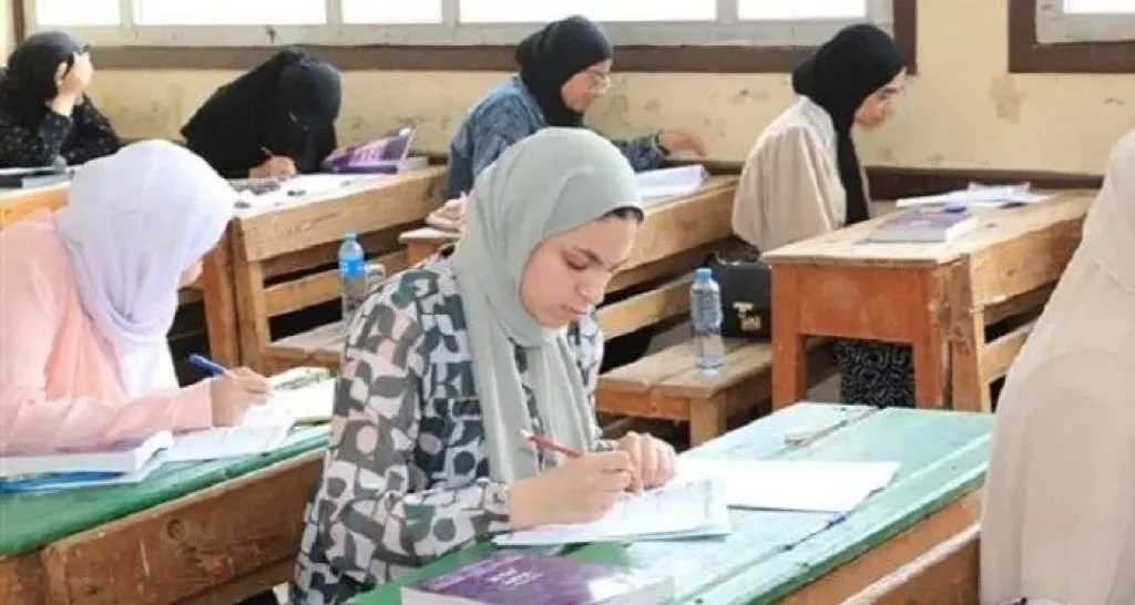 عقوبة الغش وتسريب الامتحانات في الثانوية العامة.. الحبس 7 سنوات وغرامة 200 ألف جنيه