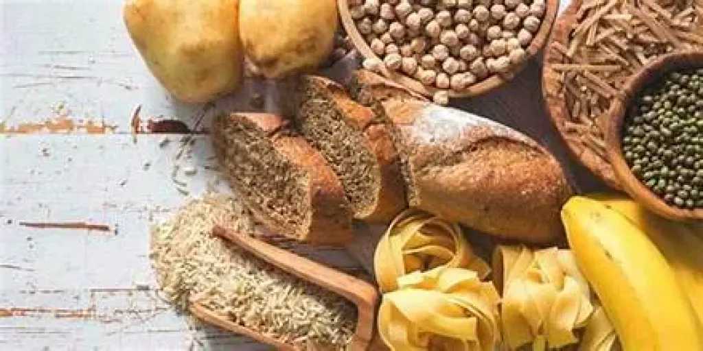 رغم احتوائها على الكربوهيدرات:  6 أطعمة تساعد على خفض سكر الدم طبيعيًا