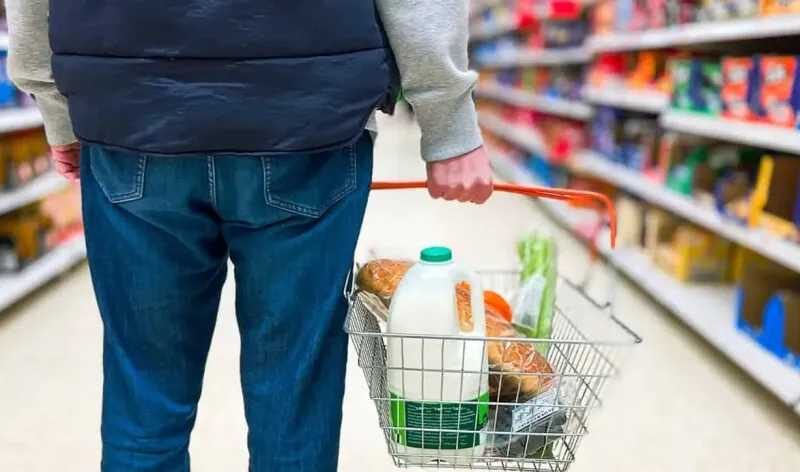 التضخم في مصر يتراجع إلى 12.2% خلال يونيو: والإحصاء: انخفاض شهري بنسبة 0.9%