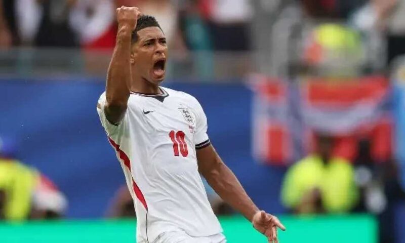 بيلينجهام يعانق مجد مارادونا وميسي ويقود إنجلترا لنصف نهائي المونديال