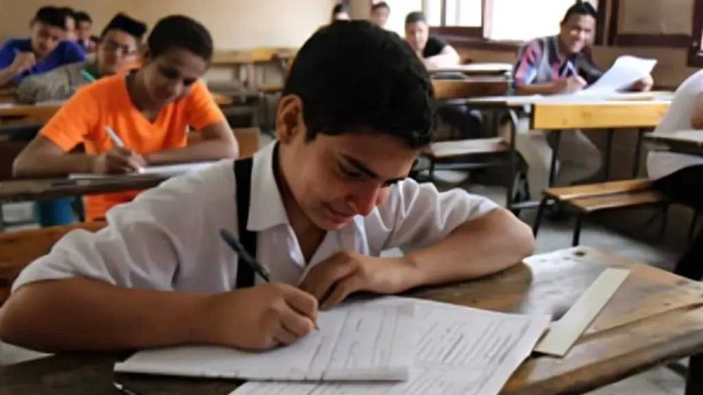 جدول امتحانات أولى وثانية ثانوي دور ثانٍ بالجيزة