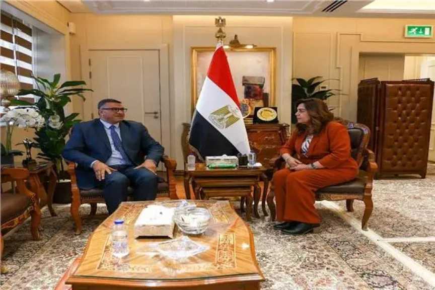 وزيرة التنمية المحلية ومحافظ قنا يبحثان تسريع مشروعات التنمية المستدامة ودعم الاستثمار والخدمات