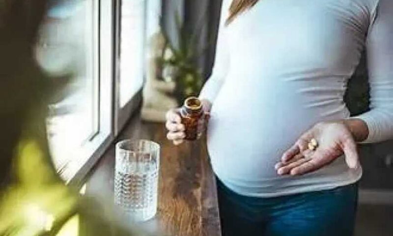للحامل: طرق فعالة للتخلص من حرقة المعدة خلال الحمل دون أضرار
