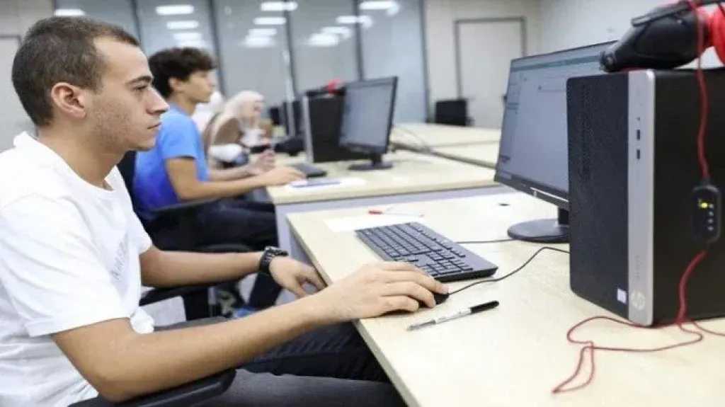 خريطة تنسيق الثانوية العامة 2026 لشعبة علمي (علوم ورياضة).. الخطوات وقائمة كليات ومعاهد الـ 50%