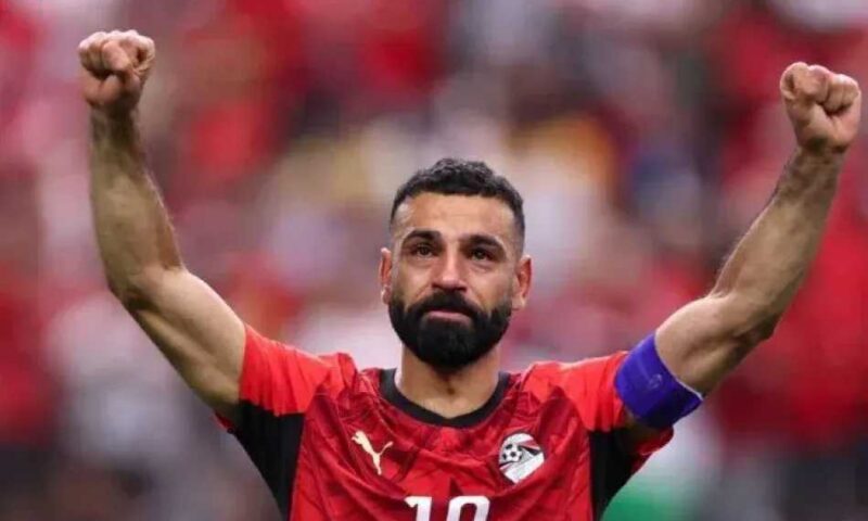 رحلة مرتقبة لمحمد صلاح إلى إسطنبول تثير تكهنات الانتقال إلى الدوري التركي