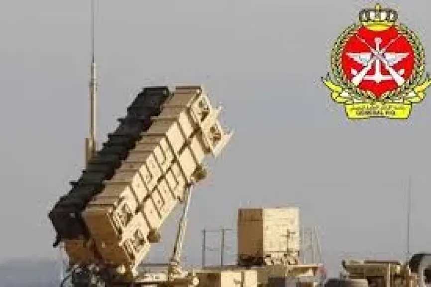 رئاسة الأركان الجيش الكويتي: الدفاعات الجوية تتصدى حالياً لهجمات صاروخية ومسيرات معادية