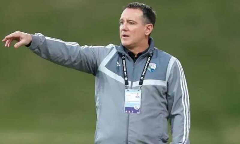 الزمالك يحسم اتفاقه مع الصربي فوك رازوفيتش لقيادة الفريق.. التفاصيل والراتب والجهاز المعاون