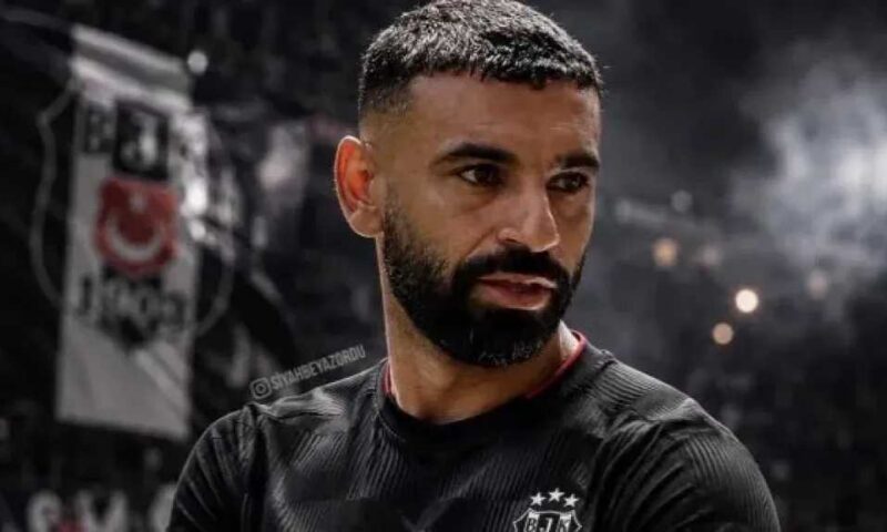 تقارير تكشف دوافع محمد صلاح لاختيار الدوري التركي وبشكتاش