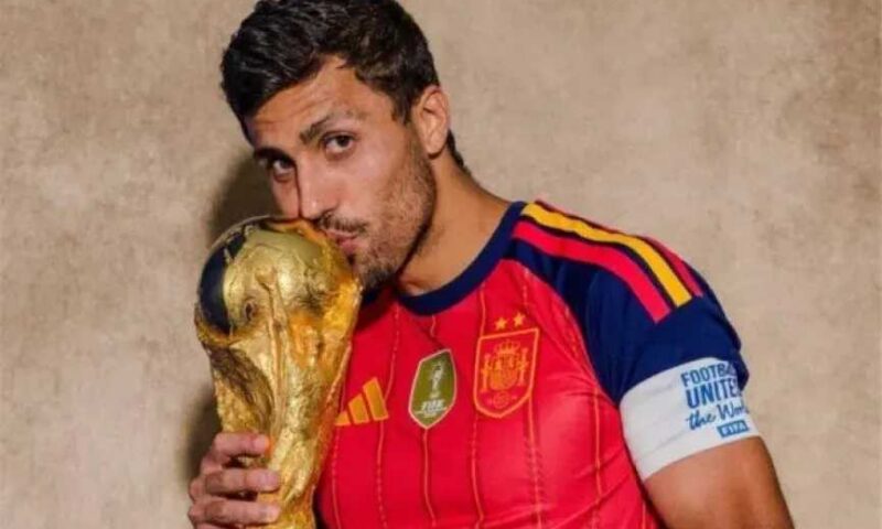 تحركات مدريدية لحسم صفقة رودري.. ورغبة اللاعب ترجح كفة الملكي