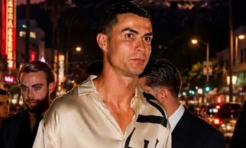 «إذا نجح فيني جونز فهو قادر».. سيلفستر يرشح كريستيانو رونالدو لاقتحام شاشات هوليوود