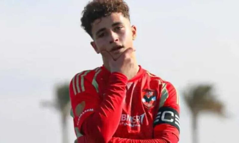«تأشيرة وتصريح عمل».. بلال عطية يطير إلى إسبانيا الأربعاء لتدشين رحلته مع راسينج سانتاندير