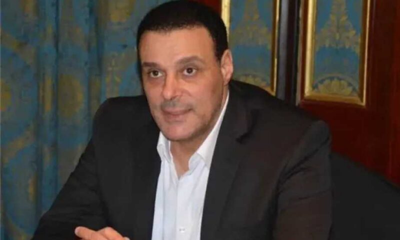 عصام عبد الفتاح يستعد لرئاسة لجنة الحكام بالموسم الجديد