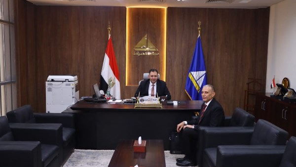 مدير المنطقة الحرة الجديد يبحث أوجه التعاون المشترك مع دمياط لدعم المجالات الاستثمارية