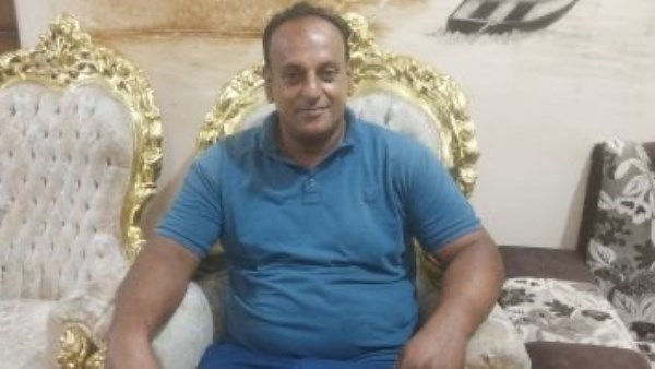 الأسطى عماد جلال ابن دمياط «منقذ سائق النقل»: مشيت جنبه 20 دقيقة عشان أنقذه وأنقذ الناس