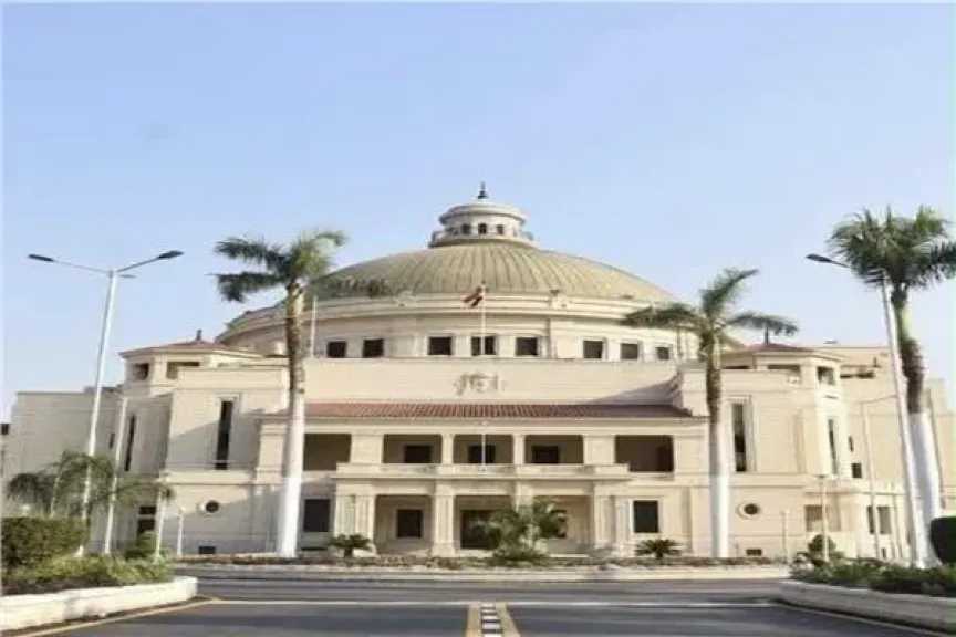 تنسيق الجامعات 2026 : جامعة القاهرة تزف بشرى لأوائل الثانوية العامة بمنح دراسية طوال سنوات الدراسة