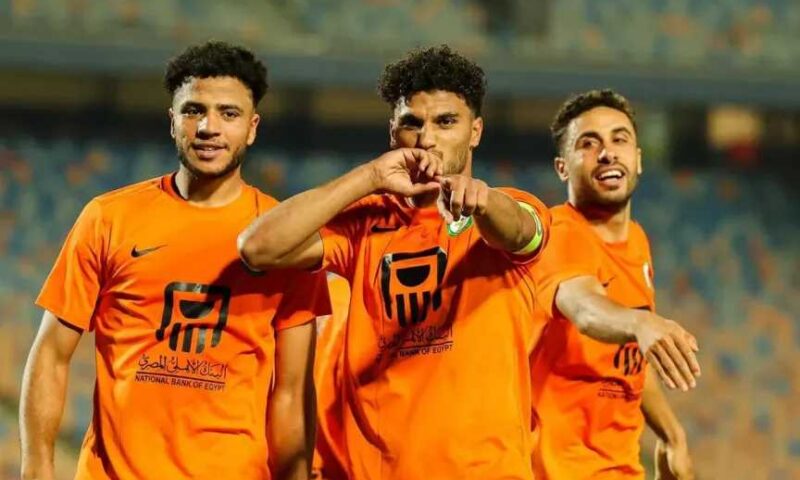 البنك الأهلي يجدد عقد أسامة فيصل 4 مواسم