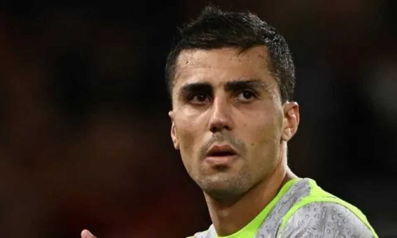 أزمة القيد تهدد تحركات ريال مدريد لضم ديوماندي ورودري
