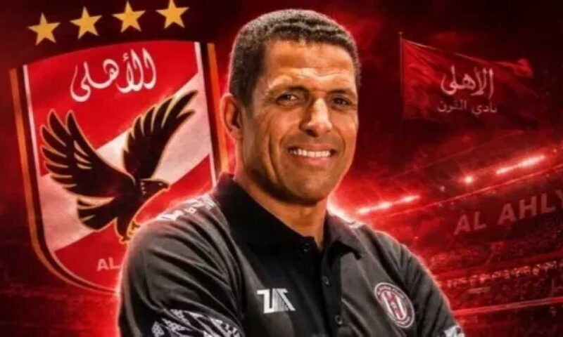 مجدي طلبة يكشف تحول سياسة الأهلي وعموتة يواصل ودياته المغلقة
