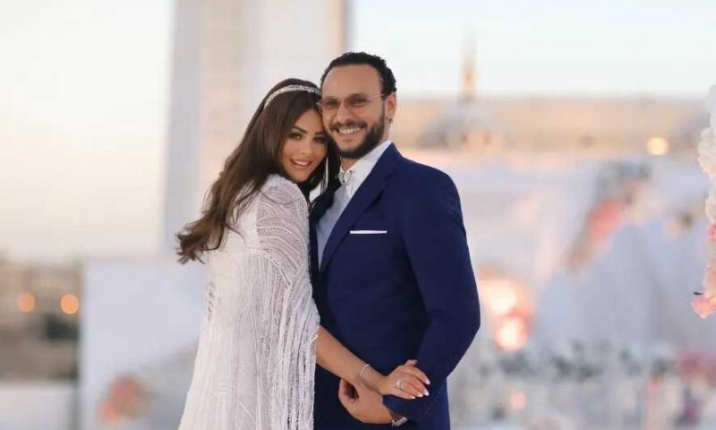 بعد عام من وقوعه بالخفاء.. أحمد خالد صالح يعلن الانفصال الرسمي عن هنادي مهنا: قصة حب انتهت بهدوء