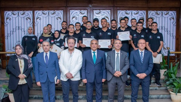 مجلس جامعة طنطا يكرم الفريق الطلابي T-Racers بكلية الهندسة لتحقيقه إنجازا تاريخيا