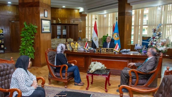 رئيس جامعة طنطا يستقبل منسق المبادرة الرئاسية “حياة كريمة” بالغربية لبحث تعزيز التعاون في نشر ثقافة التطوع والوعي الوطني