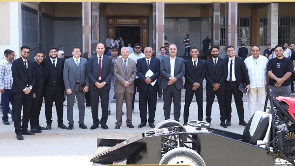 طلاب هندسة الزقازيق يبتكرون سيارة فورمولا 1 صديقة للبيئة تعمل بالهيدروجين