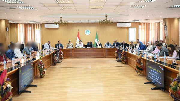 دعماً للأولى بالرعاية.. توفير 12 فرصة عمل بالقطاع الخاص واعانات للمستحقين بالشرقية