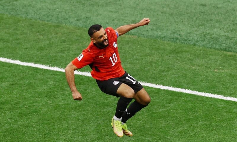 وكيله: هناك أندية لا يرغب صلاح في اللعب لها